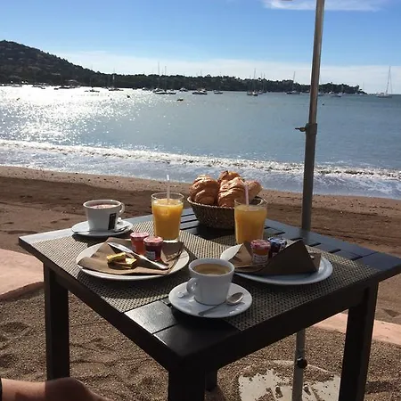 Agay Beach 2*