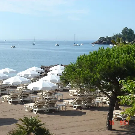 ホテル Agay Beach
